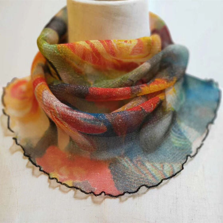 Women's bib scarf