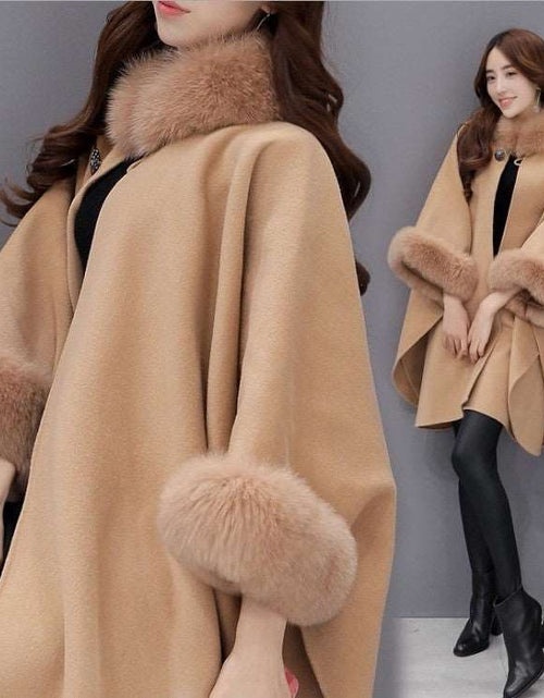 Load image into Gallery viewer, Temperament Commute Style Batwing Sleeve Fox Fur Collar Mid-length Woolen Coat
