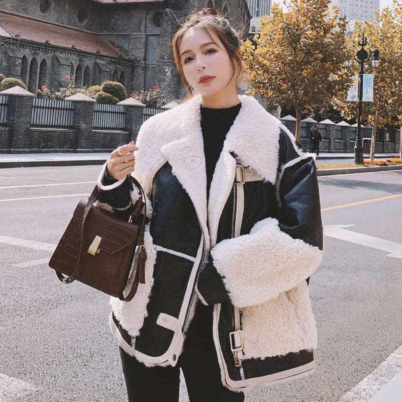 Women's Fashion Trendy Stylish Lapel Fur One Lamb Fur Coat