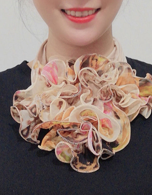 Load image into Gallery viewer, Women&#39;s bib scarf Beige
