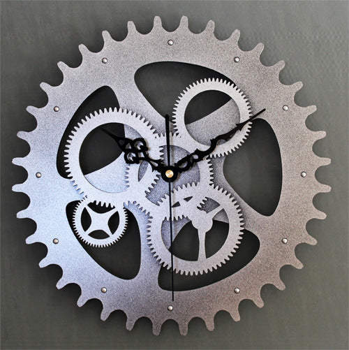 Metal Texture European Style Retro Gear Clock Silver