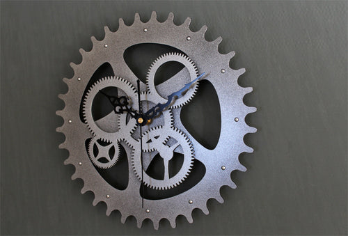 Load image into Gallery viewer, Metal Texture European Style Retro Gear Clock
