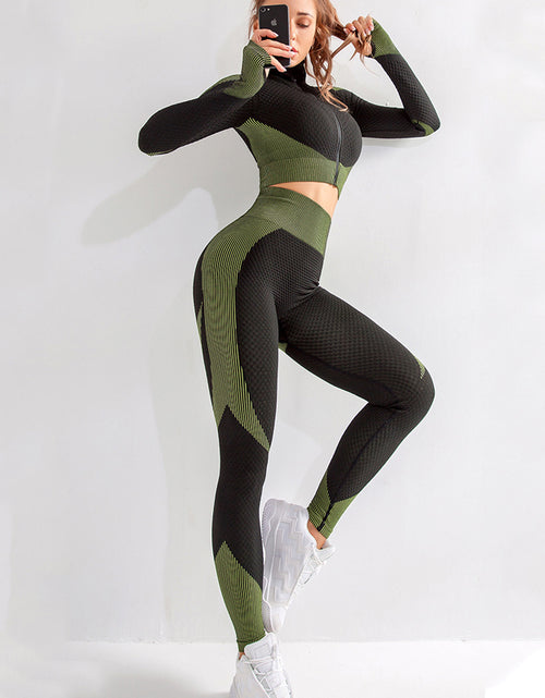 Load image into Gallery viewer, Fitness Fusion: Female Yoga Set - Elevate Your Workout with Stylish and Functional Gym Wear - Best Selling Product - Causal Crossing Training Green
