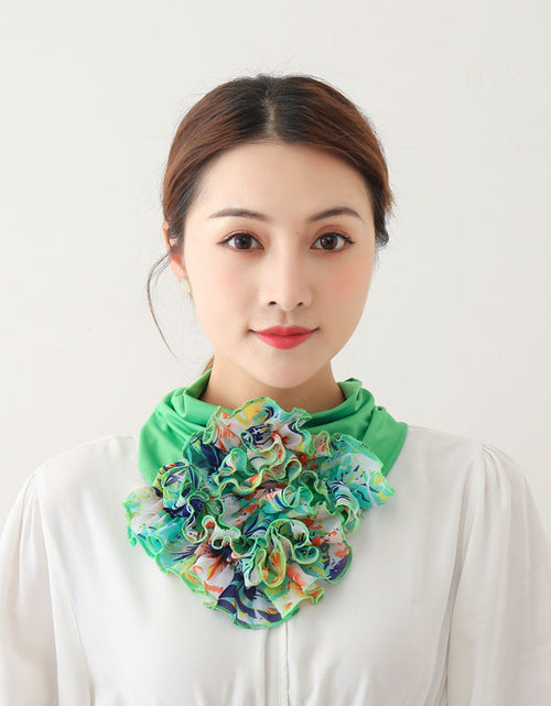 Load image into Gallery viewer, Women&#39;s bib scarf Green
