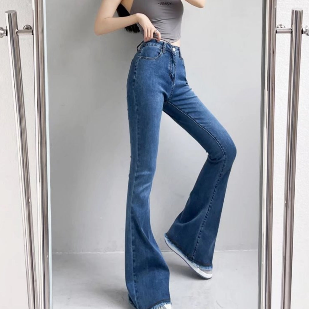 Vintage Chic: Autumn and Winter Fashion Small High Waist Raw Hem Jeans - Retro Distressed Design with Stretchy Wide-Leg Slim Flare for Effortlessly Stylish Looks