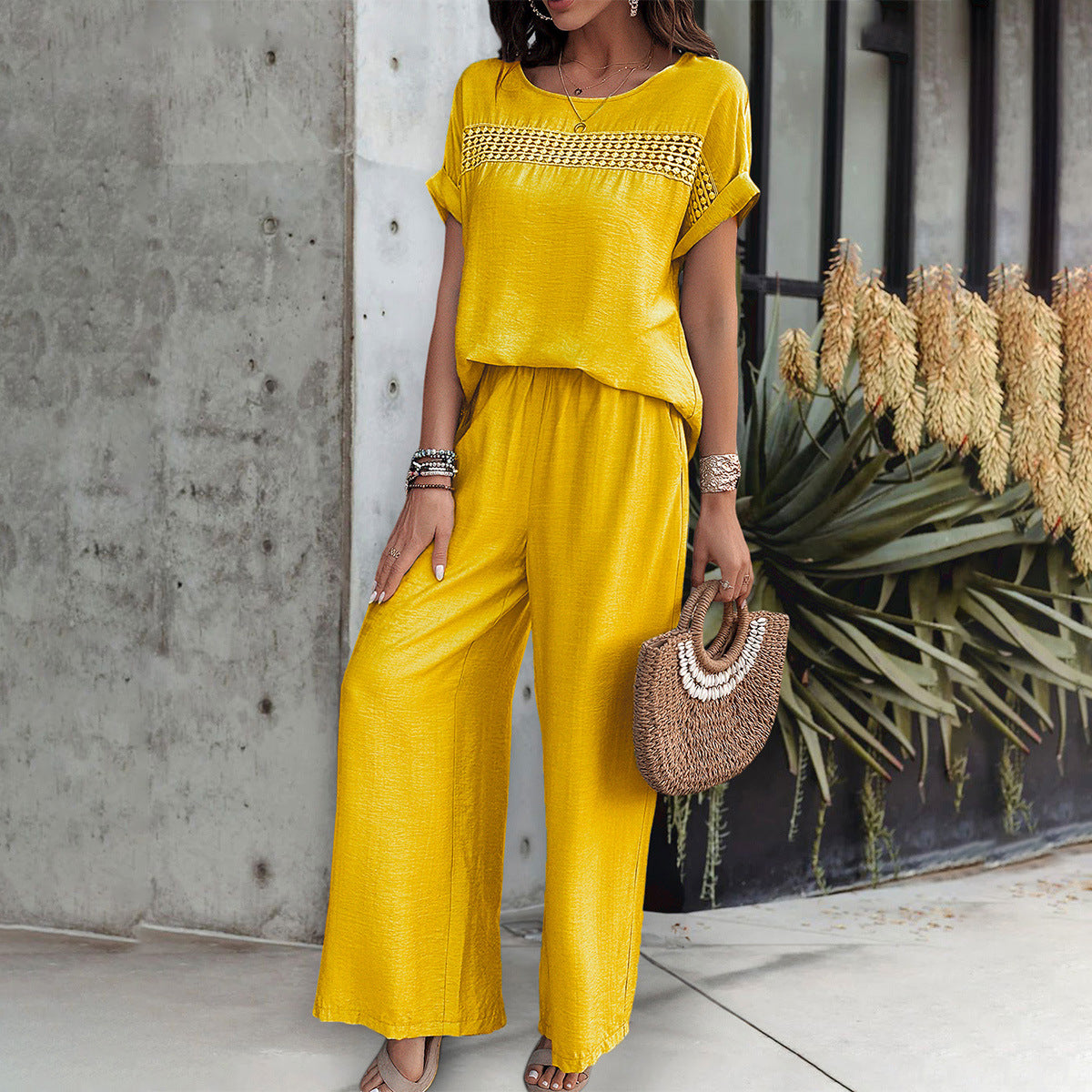 Women's Temperament Leisure Fashion Solid Color Short Sleeve Trousers Suit Yellow