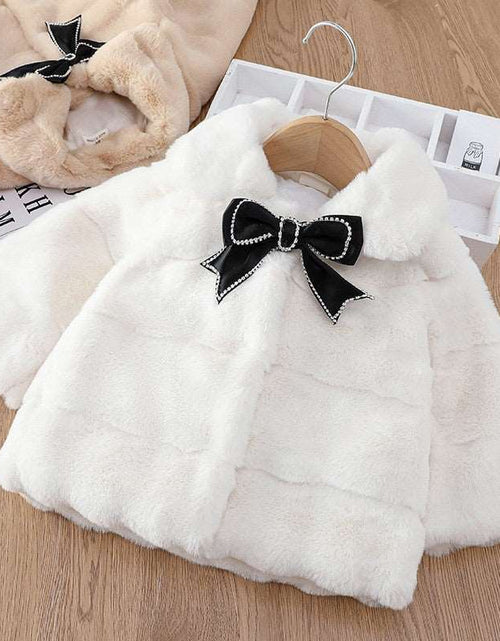 Load image into Gallery viewer, Cutie Winter Fur Coat for Young Girls Fur Short Coat Children&#39;s Fur Coat (80cm to 110cm) White
