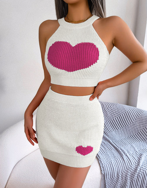 Load image into Gallery viewer, Cutie and Sweetie - Casual Love Contrast Color Midriff-baring Top Hip Skirt Suit
