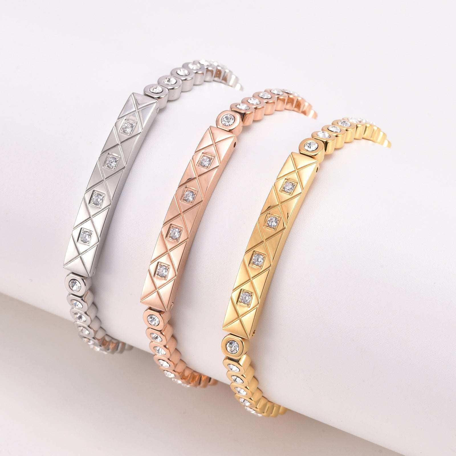 Light Luxury High-grade Diamond Chessboard Bracelet Electroplating steel, rose gold, gold color